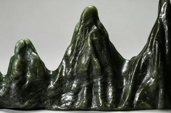 清中期 碧玉山子擺件