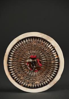 Kapkap amulet in shell and tortoise, New Guinea, S…