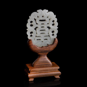 十九世紀早 白玉鏤雕喜字佩（附木座）  A Chinese reticulated white jade 'happiness' plaque