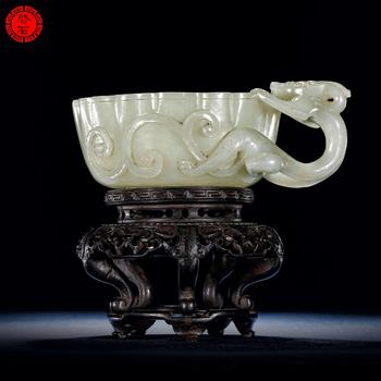 明 螭龍耳蓮花杯