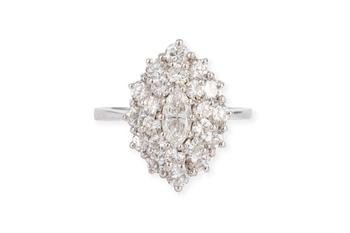 DIAMANT MARQUISE CLUSTER RING