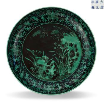 Qing Yongzheng period, Green-Enameled Dish with Floral Design on Black Ground