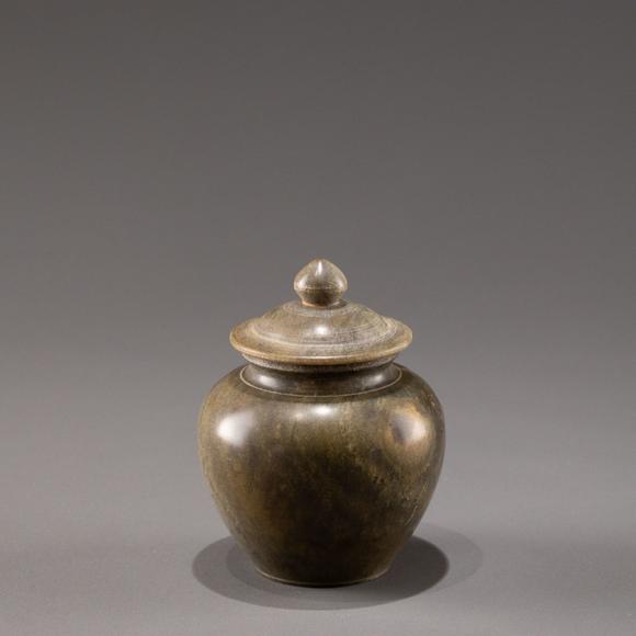 大阪美術(shù)商會(huì)|2026年大美會(huì)第三十四回夏季藝術(shù)品拍賣會(huì)唐 青州犳斑石蓋罐