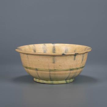 唐 掛藍(lán)釉鉢