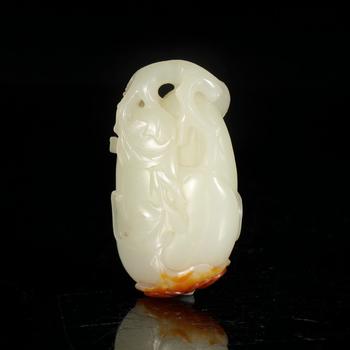 清·白玉帶皮瓜瓞綿綿掛件