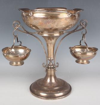 A George V silver epergne centrepiece with central detachable bowl o