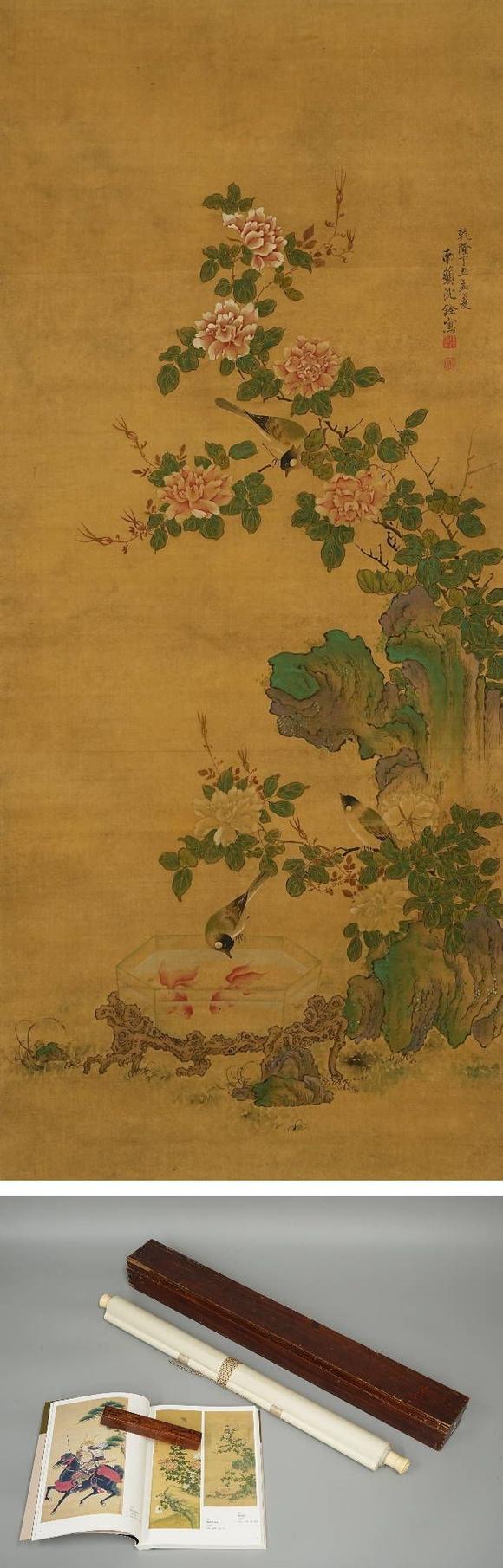 京都祇園會(huì)拍賣(mài)沈銓 花鳥(niǎo)圖 絹本掛軸 日本朱漆手書(shū)箱附 日本古裂裝裱 鷹見(jiàn)游山舊藏 出版著錄附
