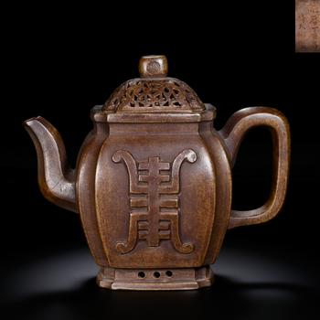 時大彬款紫砂鏤空蓋 “萬壽紋” 四方壺