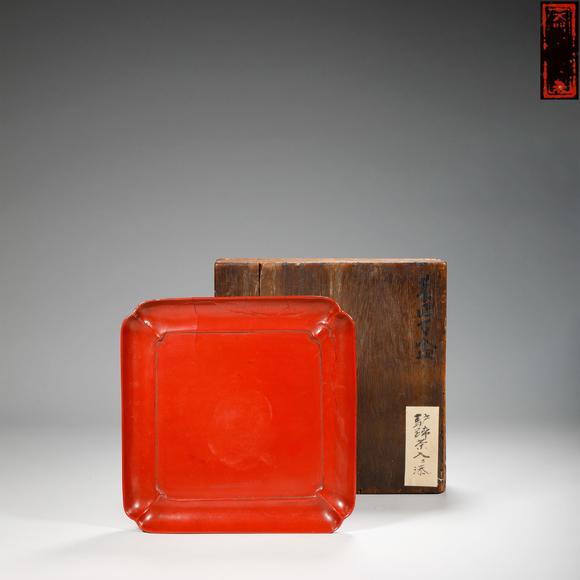 東京銀座（古美術(shù)宋磁）明 朱漆倭角四方盤 在銘