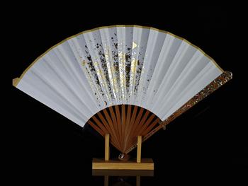 寶劍形制老玉竹螺鈿法扇（名家孤品）