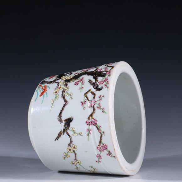 清咸丰粉彩喜上眉梢笔筒