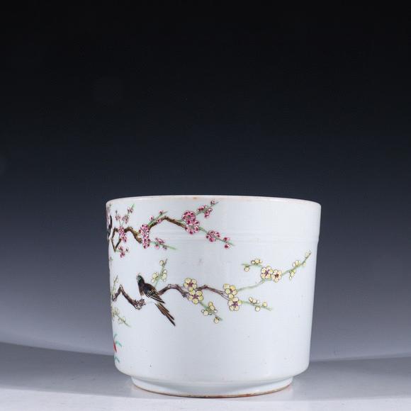 清咸丰粉彩喜上眉梢笔筒