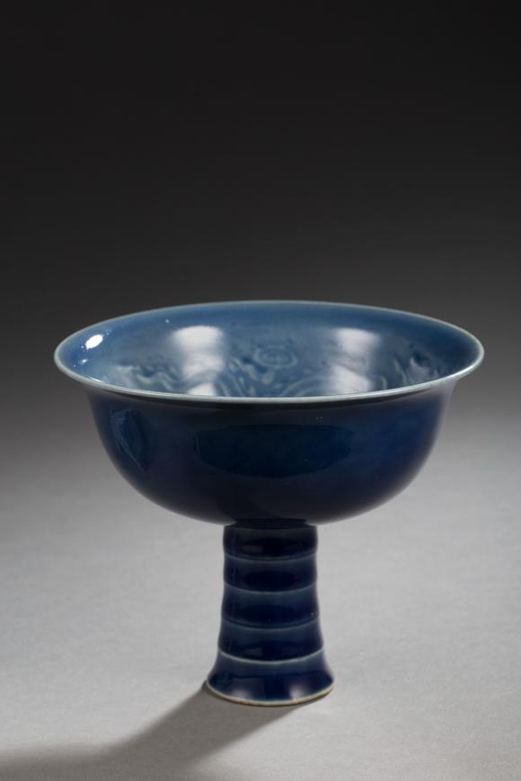 jubao hall auction house inc元代祭蓝釉银鎏金高足杯