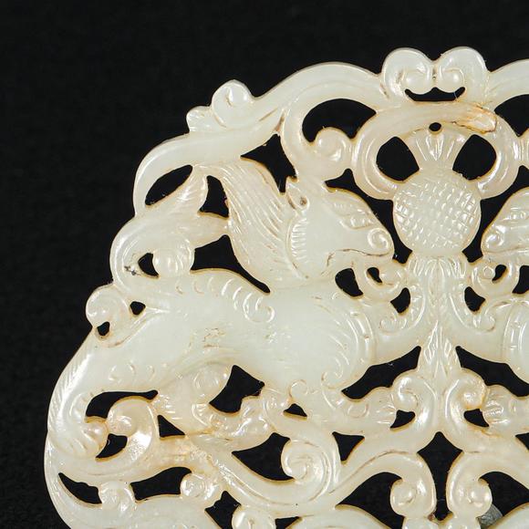 元二龙戏珠玉佩