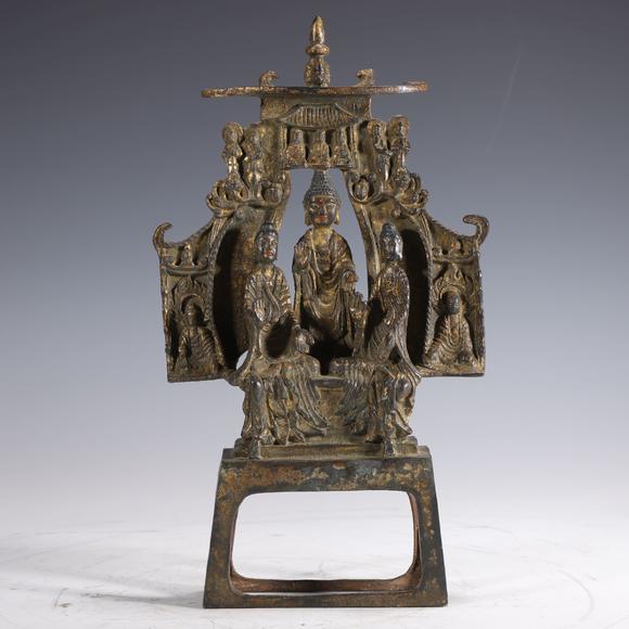 清铜泥金释迦摩尼板凳佛一尊