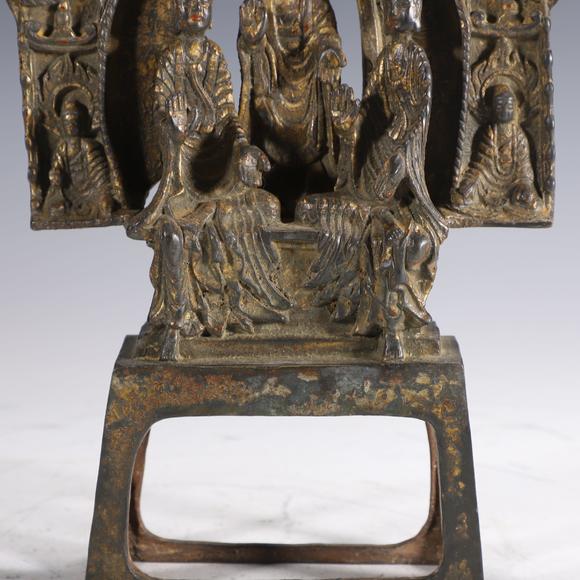 清铜泥金释迦摩尼板凳佛一尊