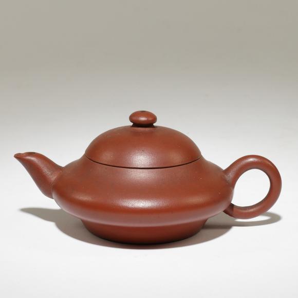 清孟臣款紫砂水平壶