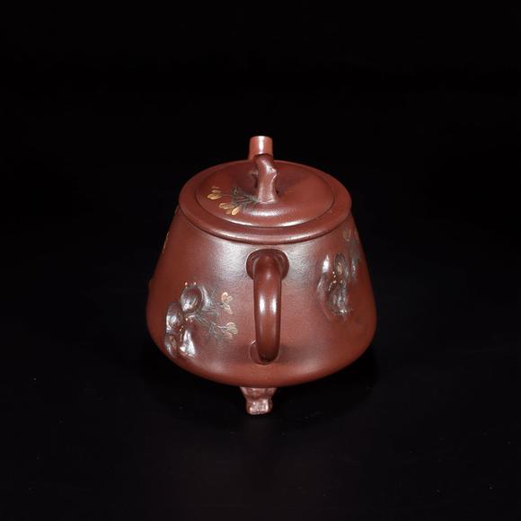 顾景舟作三足梅桩紫砂壶