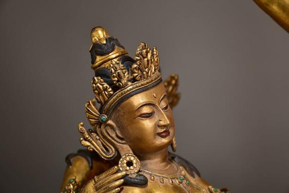 清乾隆御赐供奉铜鎏金摩耶夫人造像