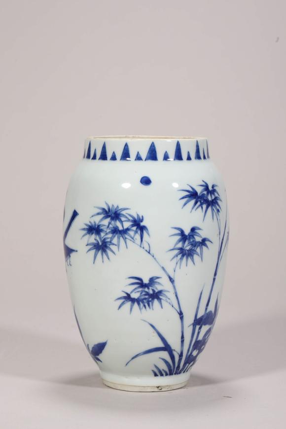 明崇祯02青花花卉纹莲子罐