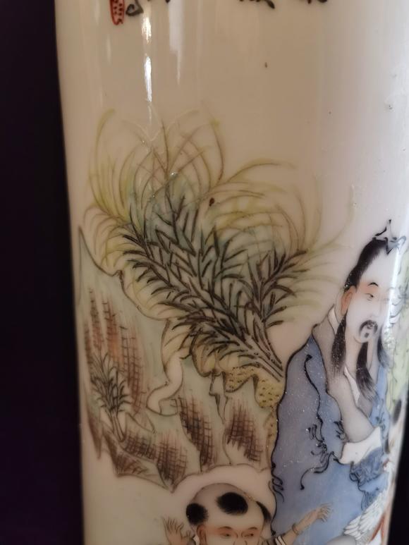 清末马庆云款粉彩白毛浮绿水帽筒一对