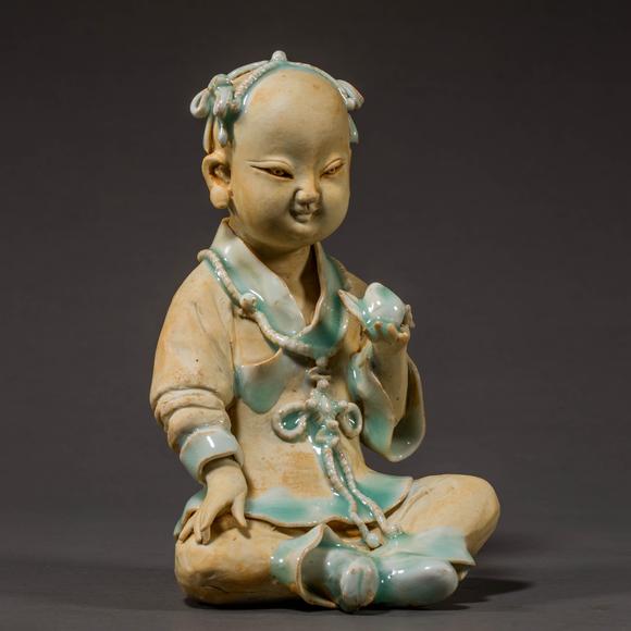 中国明代湖田窑童子摆件