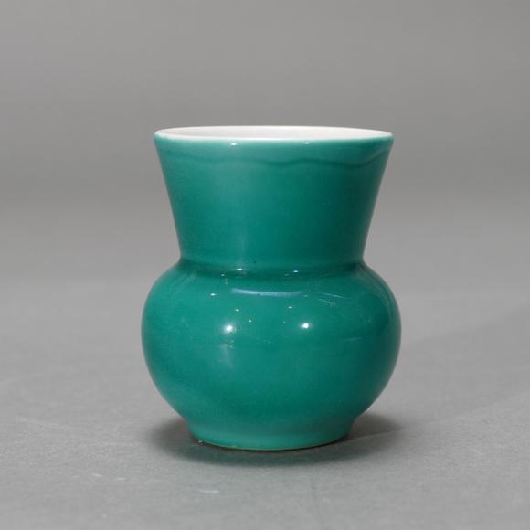 清同治绿釉渣斗