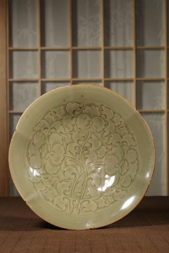 北宋耀州窑青釉刻花盘