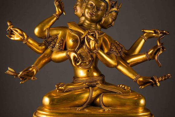 中国清代铜鎏金六臂观音佛造像