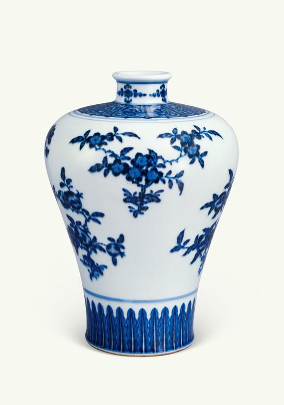 清青花折枝花果紋梅瓶 清青花折枝花果紋梅瓶估价 清青花折枝花果紋梅瓶高清大图 易拍全球东京中央拍卖香港东京中央22秋季拍卖 香港 拍品介绍