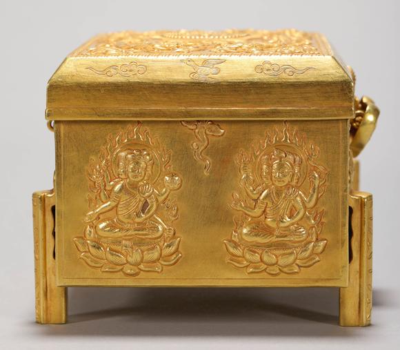 gold squared buddhist sarira box from tang 唐代纯金四方舍利盒子