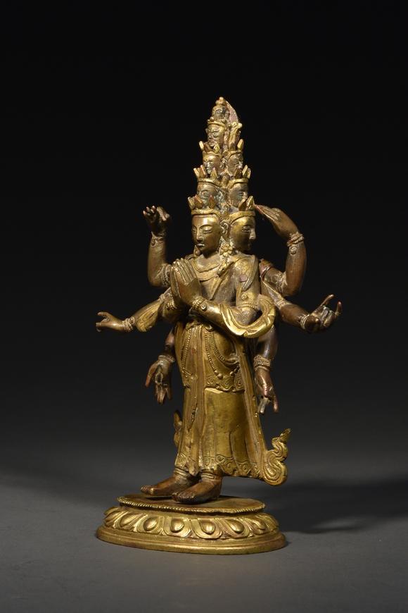 华艺国际18世纪 铜鎏金十一面八臂观音