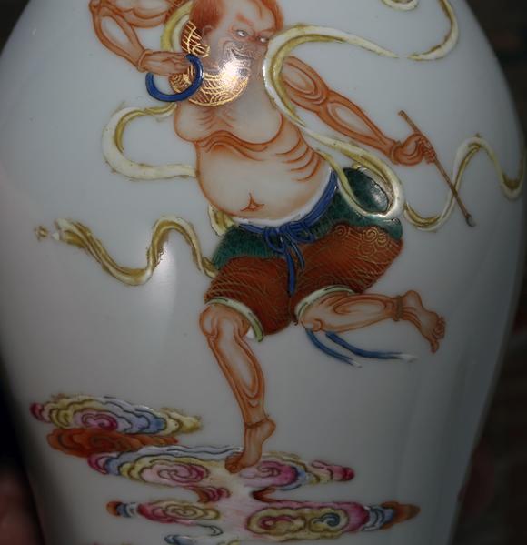 清粉彩魁星点斗诗文橄榄瓶一对