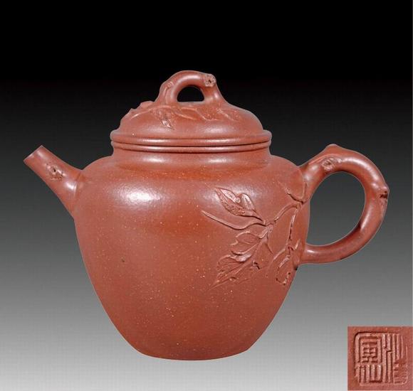 近现代名家汪寅仙刻花紫砂壶