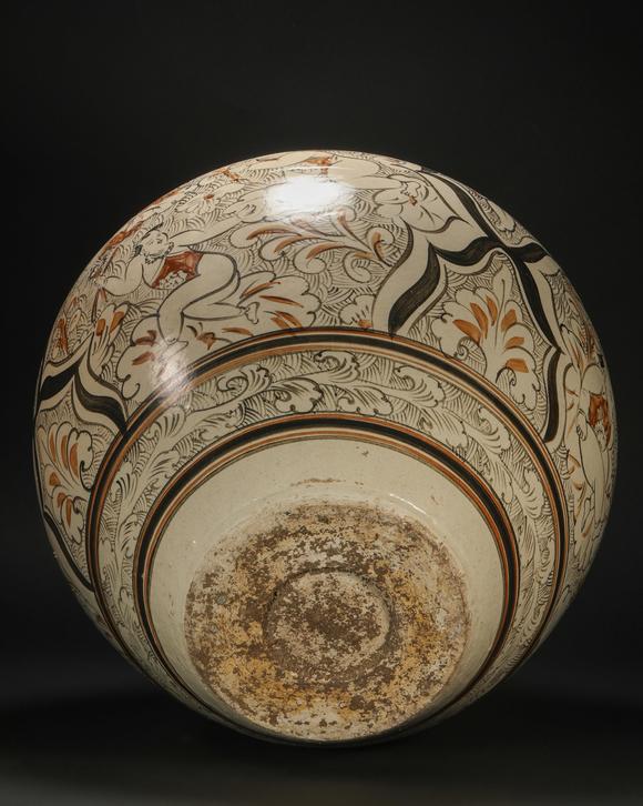 cizhou kiln vase with child playing drsign from yuan元代磁州窑婴