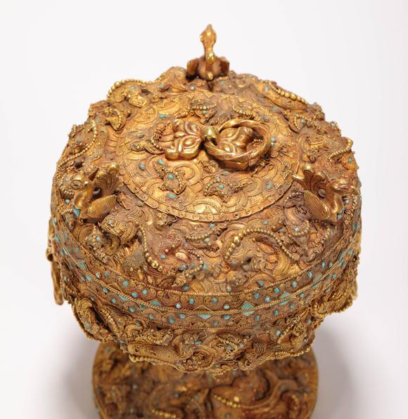 唐代银鎏金炸珠器皿 silveing and gold container from tang