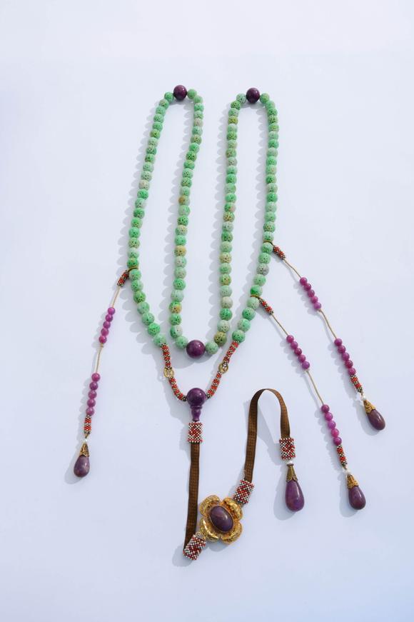 a jadeite beads string chaozhu 翡翠朝珠一串