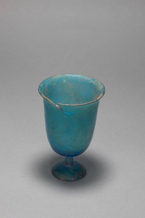 coloured glazed cup from yuan 中国元代琉璃杯