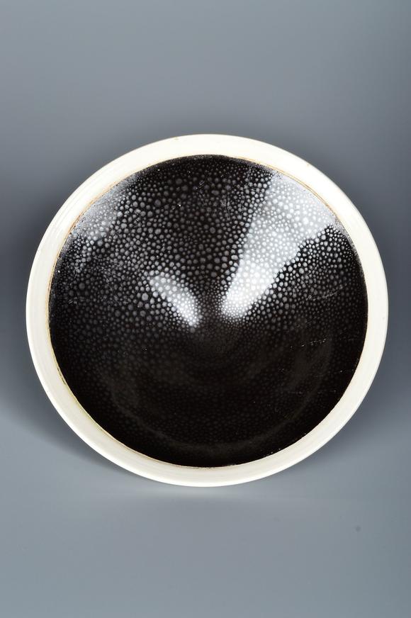 宋磁州窑油滴盏