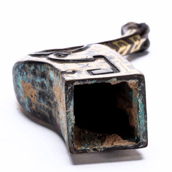 铜错金银瑞兽纹车马器一对