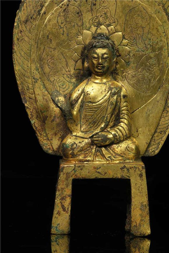 copperandgoldenbuddhastatuefromnorthernwei北魏铜鎏金佛像