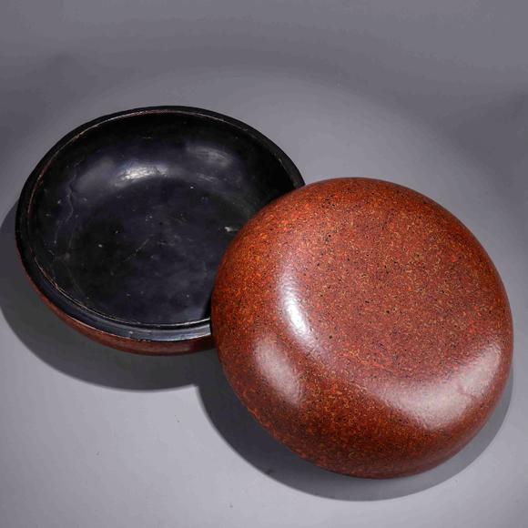 "大明嘉靖年制"款 犀皮漆大捧盒