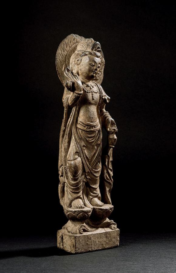 宋石雕净瓶观音立像