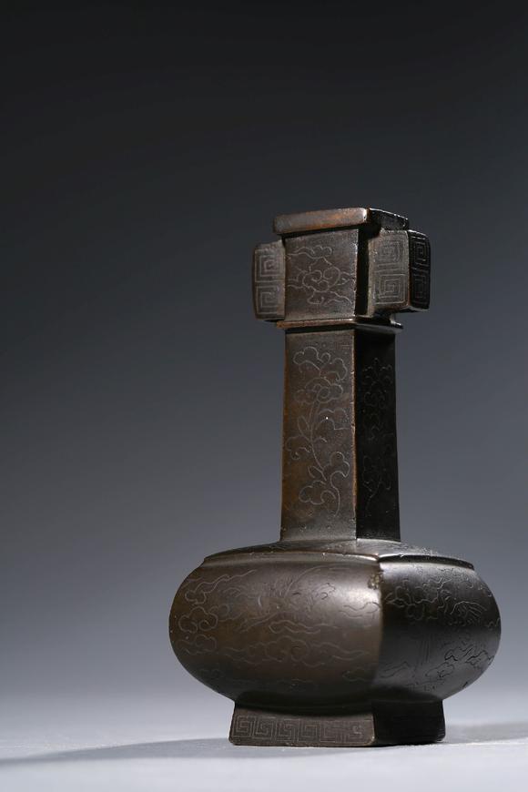 明 错银丝贯耳铜盖炉