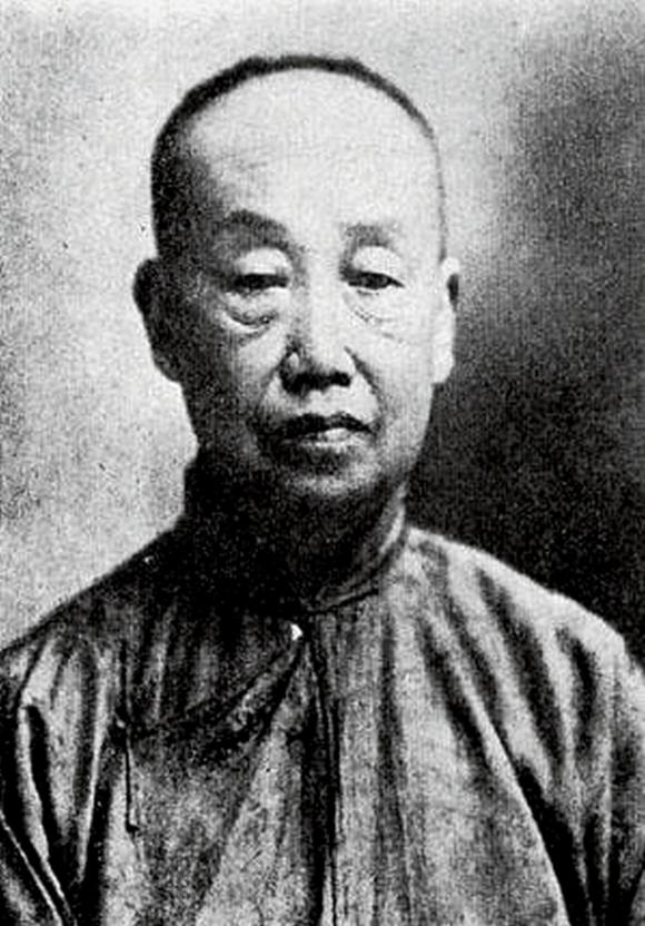 民国 青田石吴昌硕赠盛升颐狮钮章