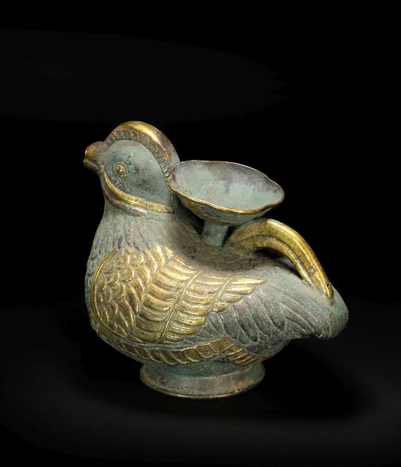 and golden vase in mandarin duck form from liao 辽代银鎏金鸳鸯壶