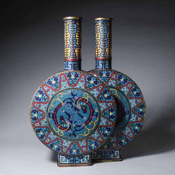 a dragon patterned gilding cloisonne vase 景泰蓝鎏金双龙纹双联瓶