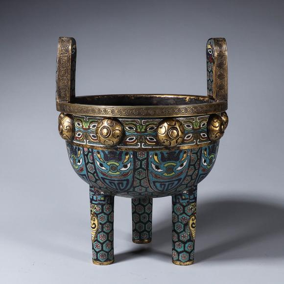 a double-eared three-legged cloisonne pot 景泰蓝冲天耳三足鼎