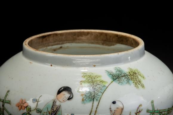 清末 罗仲林 人物诗文盖罐一对