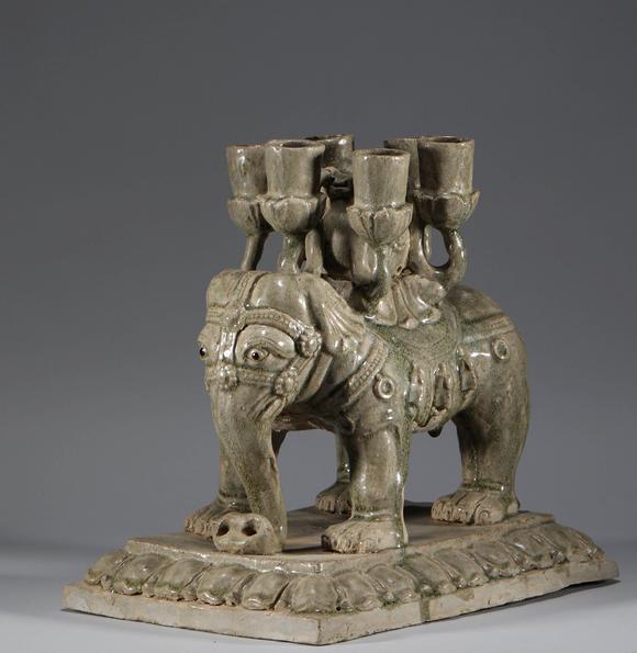 xiangzhou kiln elephant lamp in liao dynasty辽代,相州窑大象灯盏